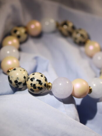 Kamień dalmatyński z magicznym jadeitem- bransoletka z kamieni naturalnych