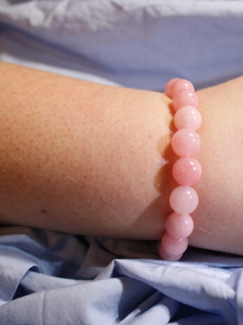 Magiczny pudrowy jadeit- bransoletka z kamieni naturalnych